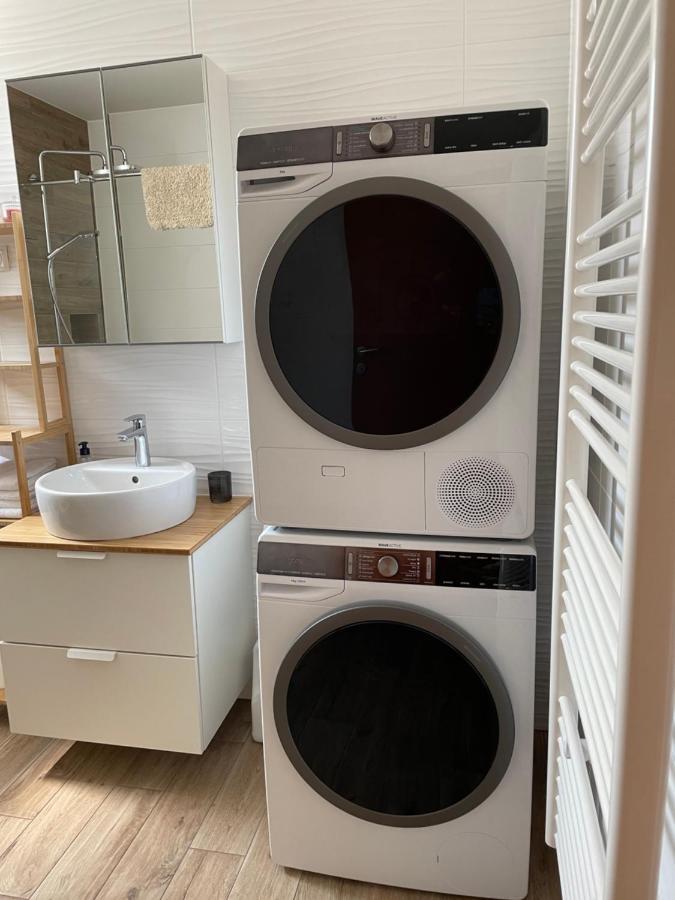 Mely Rose Apartman Ljubljana Kültér fotó